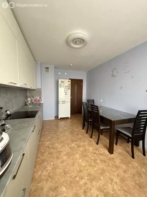 3-комнатная квартира: Казань, улица Тансык, 5 (81 м) - Фото 2
