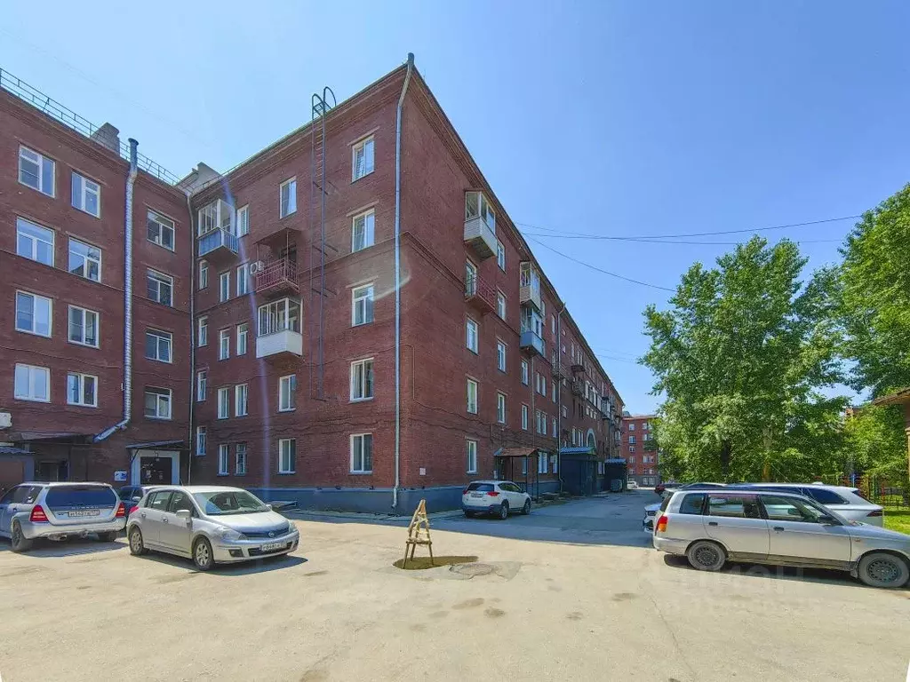 3-к кв. Новосибирская область, Новосибирск ул. Пархоменко, 8 (82.8 м) - Фото 1