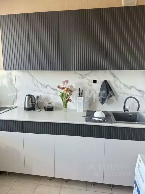 2-к кв. Тюменская область, Тюмень ул. Судостроителей, 71 (40.0 м) - Фото 1