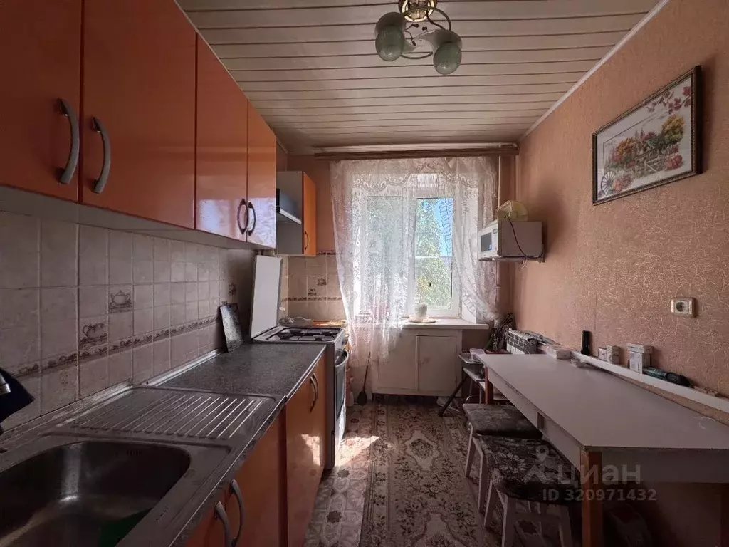 3-к кв. Волгоградская область, Городище рп ул. Нефтяников, 9 (59.1 м) - Фото 1