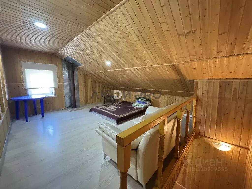 Дом в Саратовская область, Энгельсский район, Красноярское ... - Фото 1