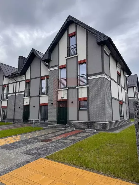 Таунхаус в Калининградская область, Пионерский Октябрьская ул., 10А ... - Фото 1