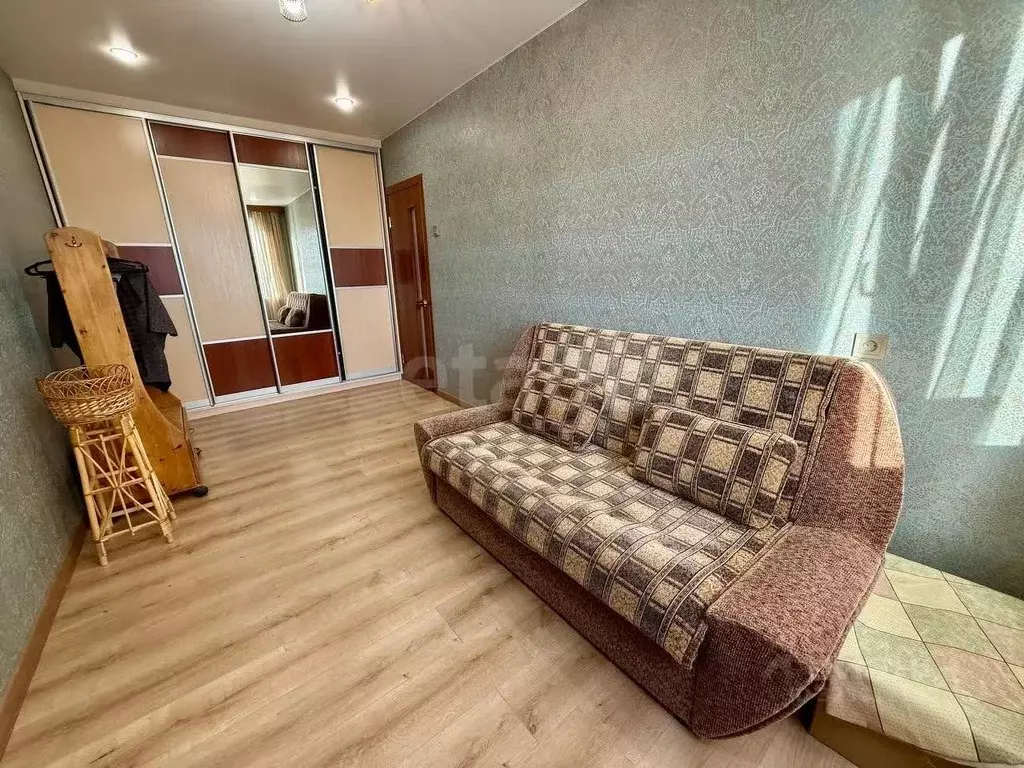 3-к кв. Псковская область, Порхов Красноармейская ул., 17 (66.1 м) - Фото 2