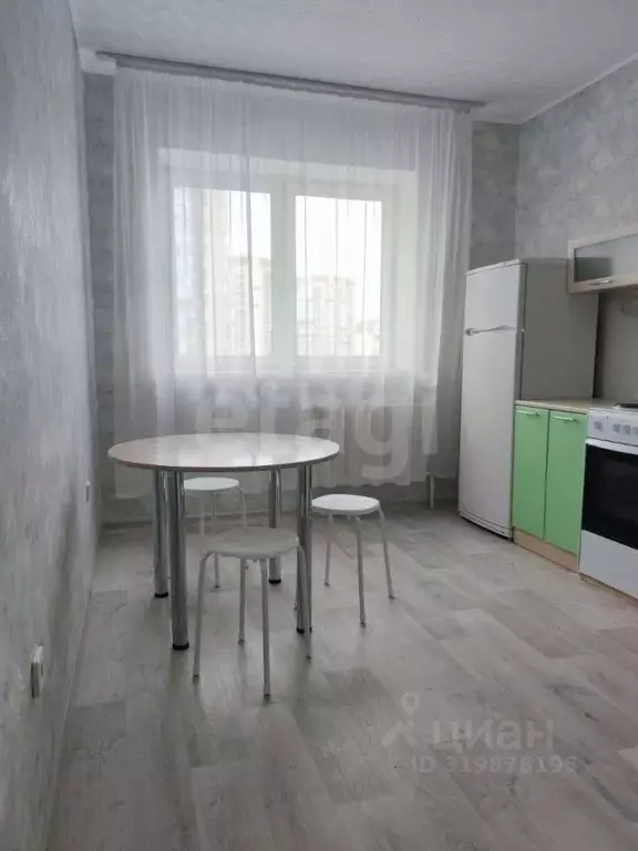 2-к кв. Тюменская область, Тюмень ул. Михаила Сперанского, 17 (56.9 м) - Фото 0