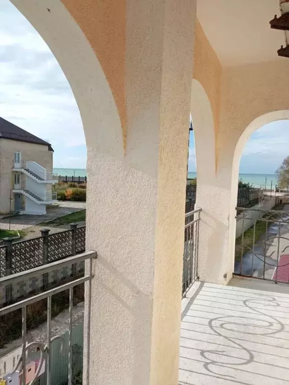 Торговая площадь в Крым, Саки ул. 11-й Сектор, 19 (280 м) - Фото 1