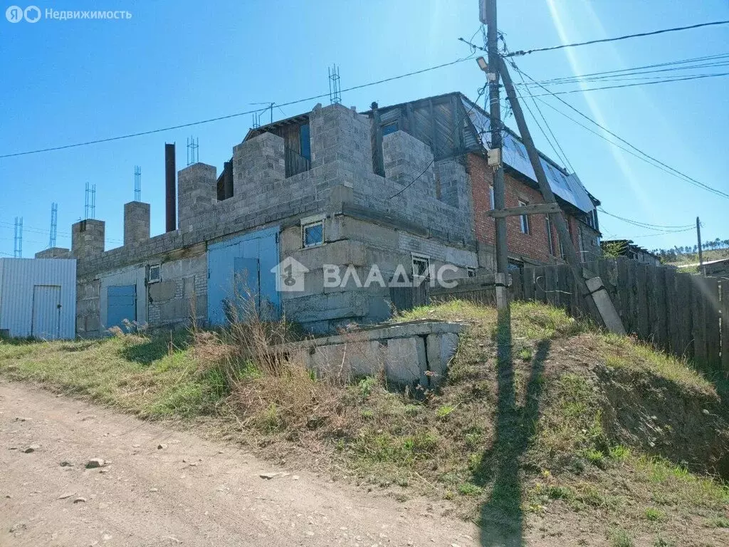 Дом в село Сотниково, Комсомольская улица, 22 (252.5 м) - Фото 0
