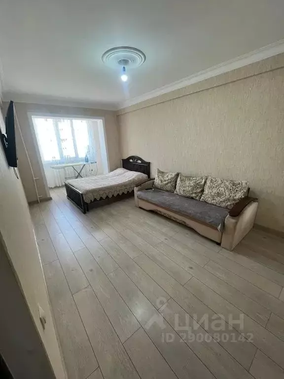1-к кв. Дагестан, Каспийск просп. Акулиничева, 5Б (40.0 м) - Фото 0