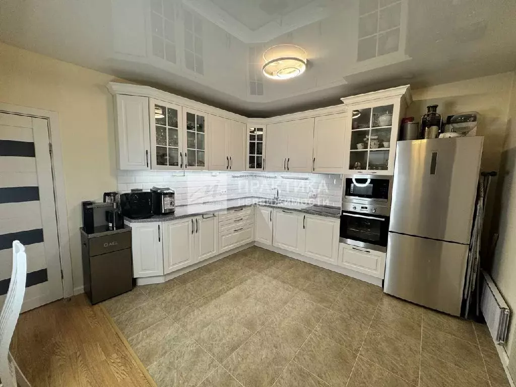 Продается 3-комнатная квартира - Фото 1