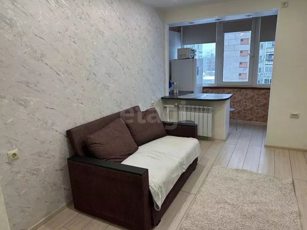 1-к кв. Тюменская область, Тюмень ул. 30 лет Победы, 77 (12.8 м) - Фото 1