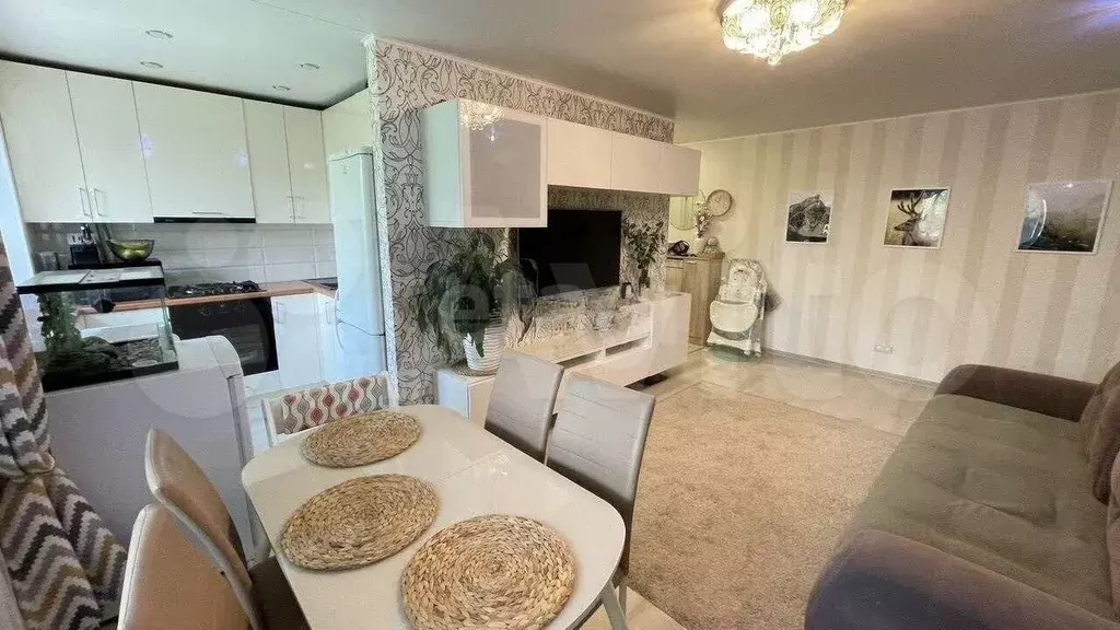 3-к. квартира, 56,1 м, 4/4 эт. - Фото 1