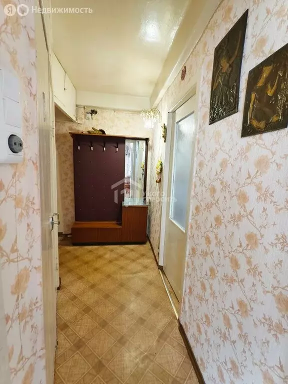 3-комнатная квартира: деревня Гостилицы, Школьная улица, 1 (58.7 м) - Фото 1