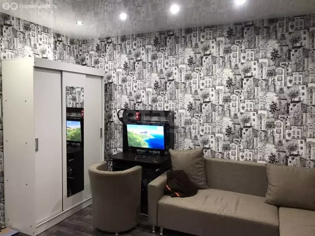 Квартира-студия: Тобольск, 15-й микрорайон, 22 (28 м) - Фото 2