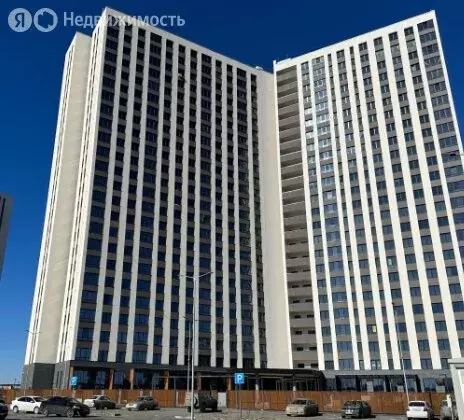 1-комнатная квартира: Тюмень, Краснооктябрьская улица, 8 (38.4 м) - Фото 0