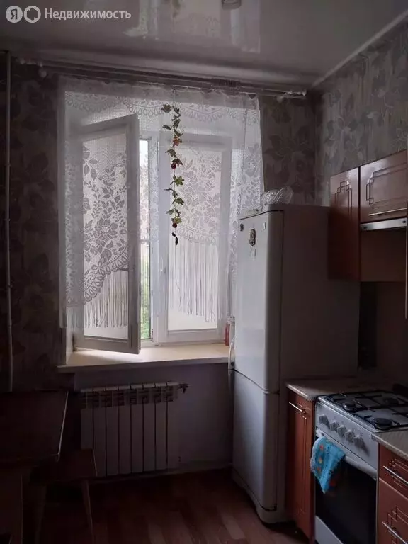 1-комнатная квартира: Еманжелинск, улица Гагарина, 3 (30 м) - Фото 0