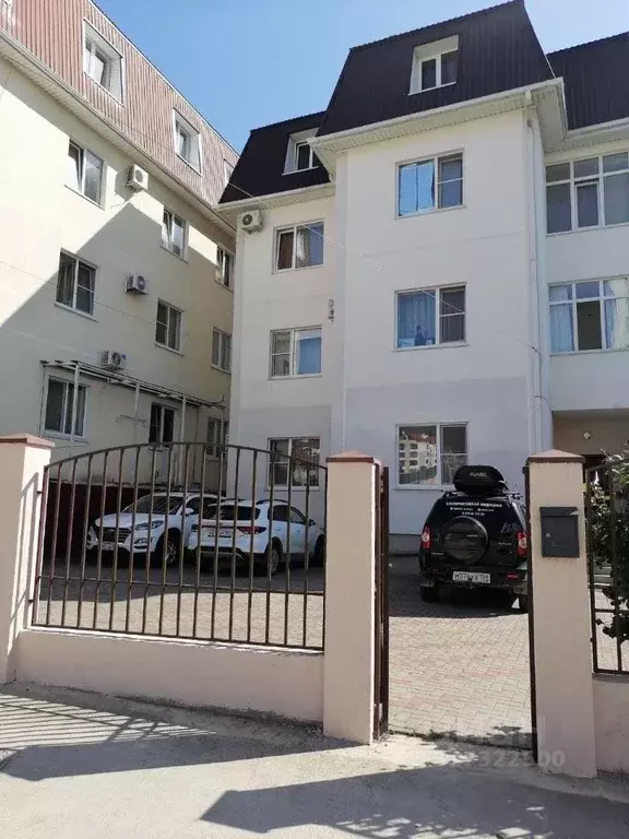 3-к кв. Краснодарский край, Геленджик ул. Островского, 117Б (122.0 м) - Фото 0