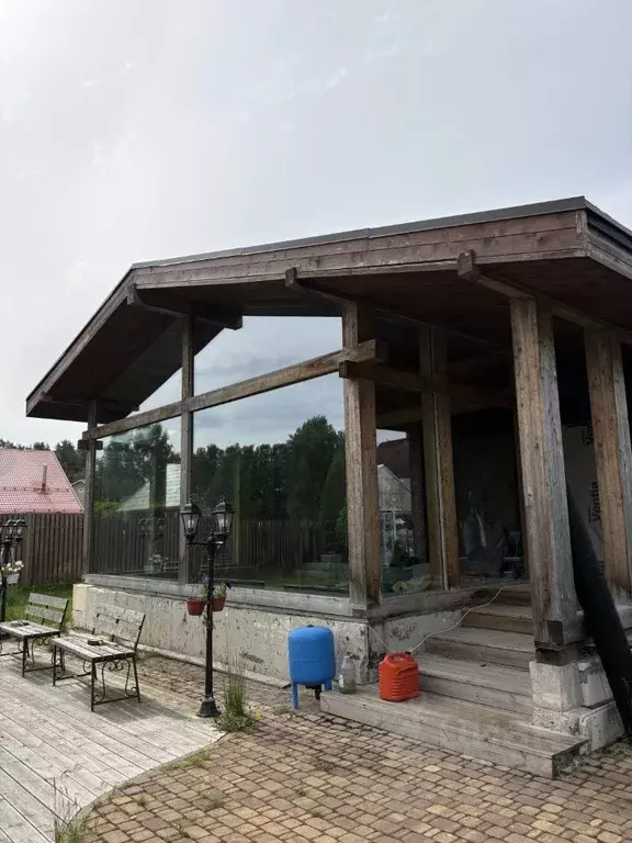 Дом в Ленинградская область, Выборгский район, Рощинское городское ... - Фото 2