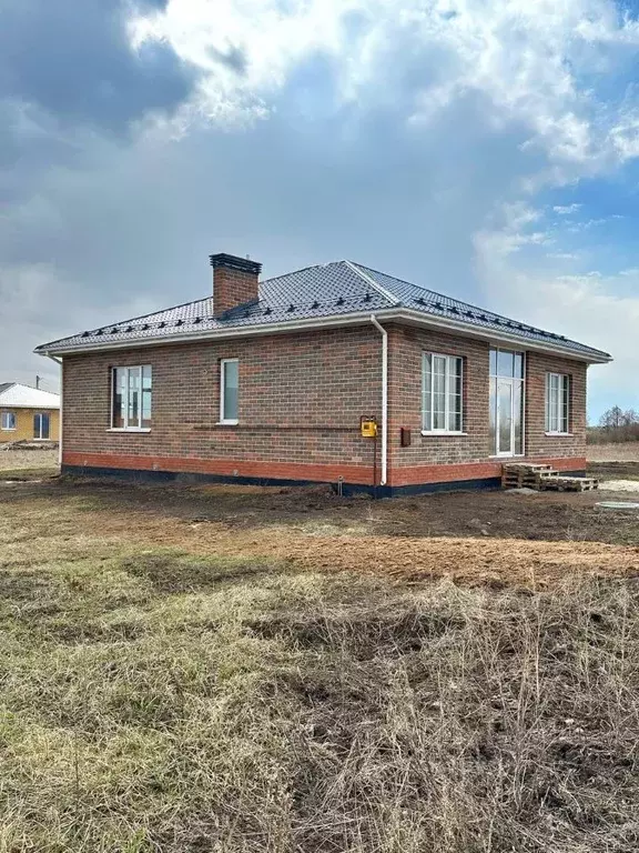 Коттедж в Татарстан, Лаишевский район, Егорьевское с/пос, д. Кзыл-Иль ... - Фото 1