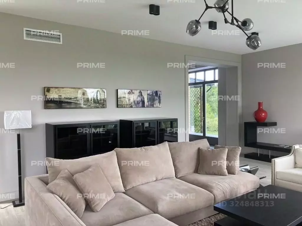 Коттедж в Москва д. Варварино, проезд 3-й Садовый (422 м) - Фото 1