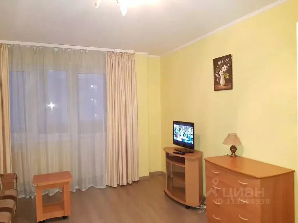 1-к кв. Кировская область, Киров Московская ул., 83 (45.0 м) - Фото 1