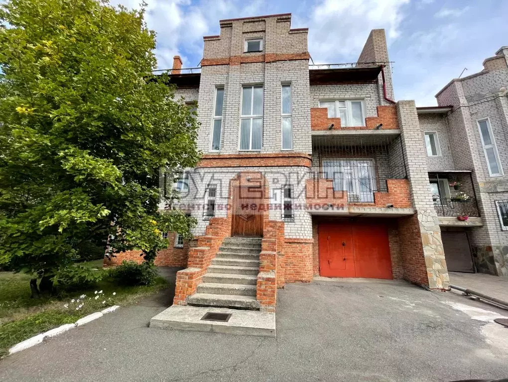 Коттедж в Омская область, Омск ул. Суворова, 88/1 (433 м) - Фото 2