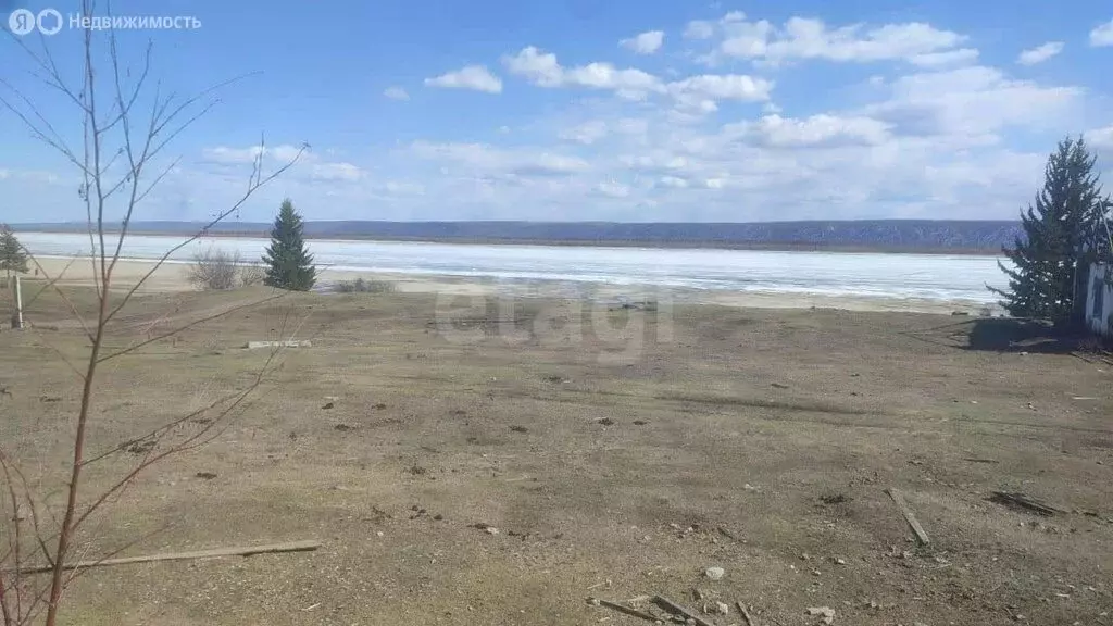 Участок в Республика Саха (Якутия), муниципальный район Хангаласский ... - Фото 1