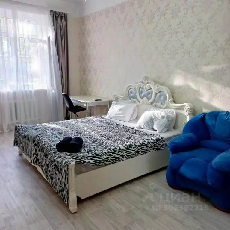 1-к кв. Краснодарский край, Анапа ул. Ленина, 70 (65.0 м) - Фото 0