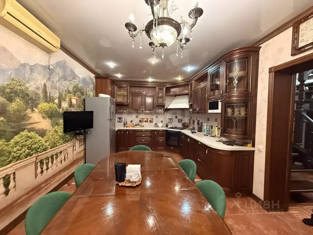 Дом в Адыгея, Майкоп ул. Шовгенова (200 м) - Фото 1