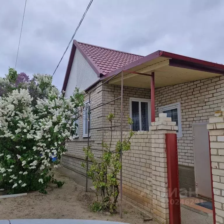 Дом в Волгоградская область, Дубовка Юбилейная ул., 108 (80 м) - Фото 0