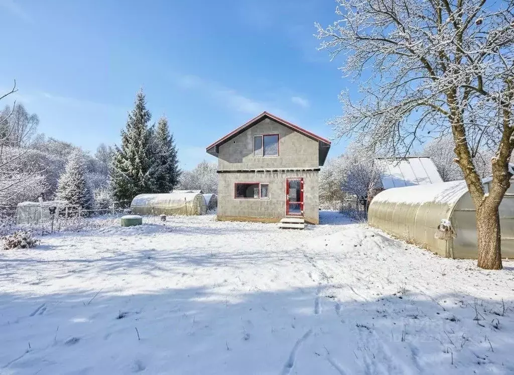 Дом в Смоленская область, Починковский муниципальный округ, д. Лосня, ... - Фото 1
