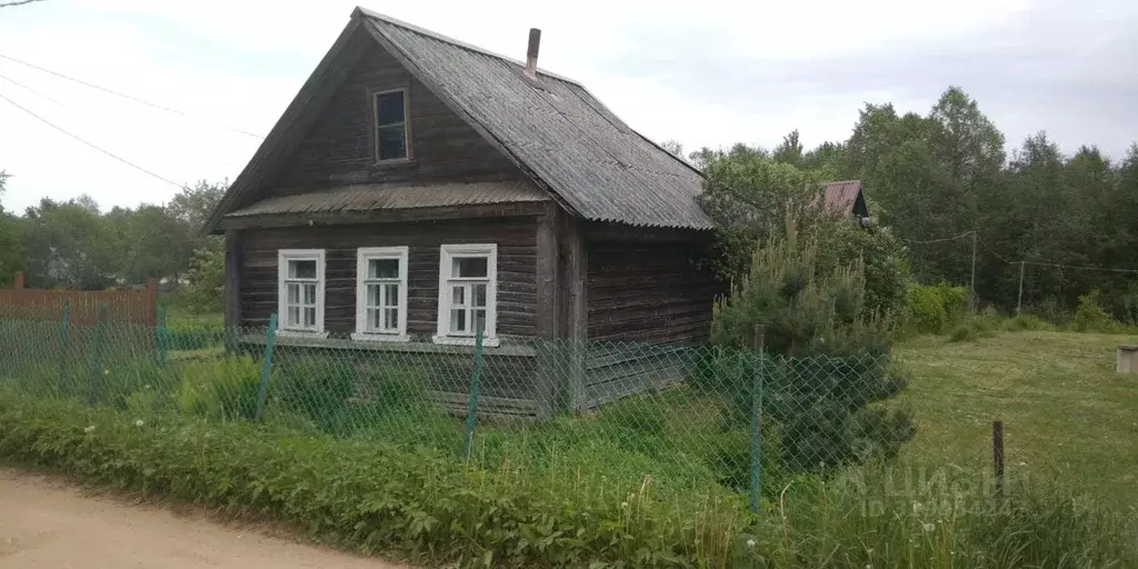 Дом в Новгородская область, Валдайский район, Короцкое с/пос, пос. ... - Фото 0