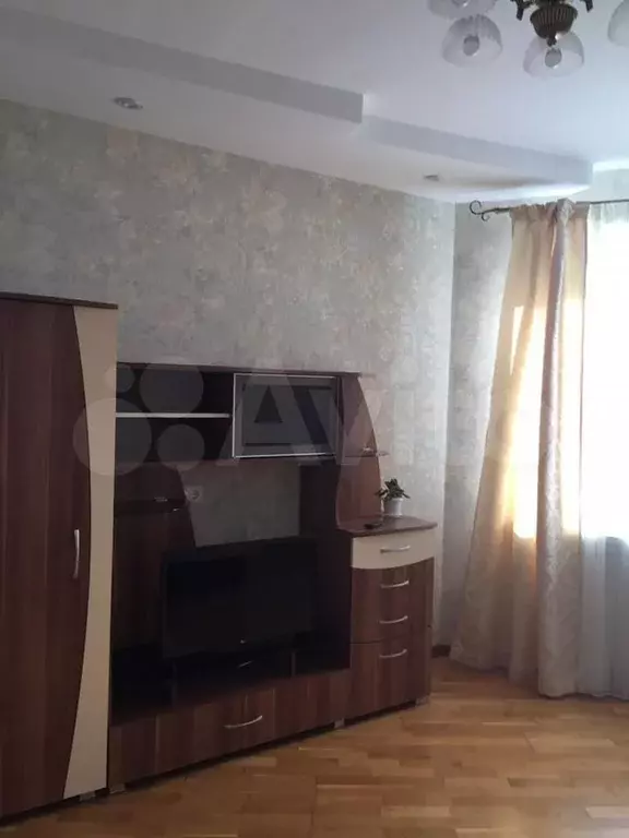 1-к. квартира, 50 м, 8/10 эт. - Фото 1