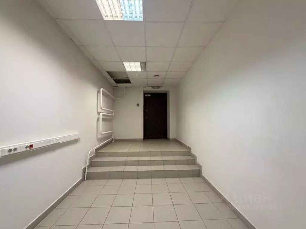 Помещение свободного назначения в Москва Ленинский просп., 44 (20 м) - Фото 2