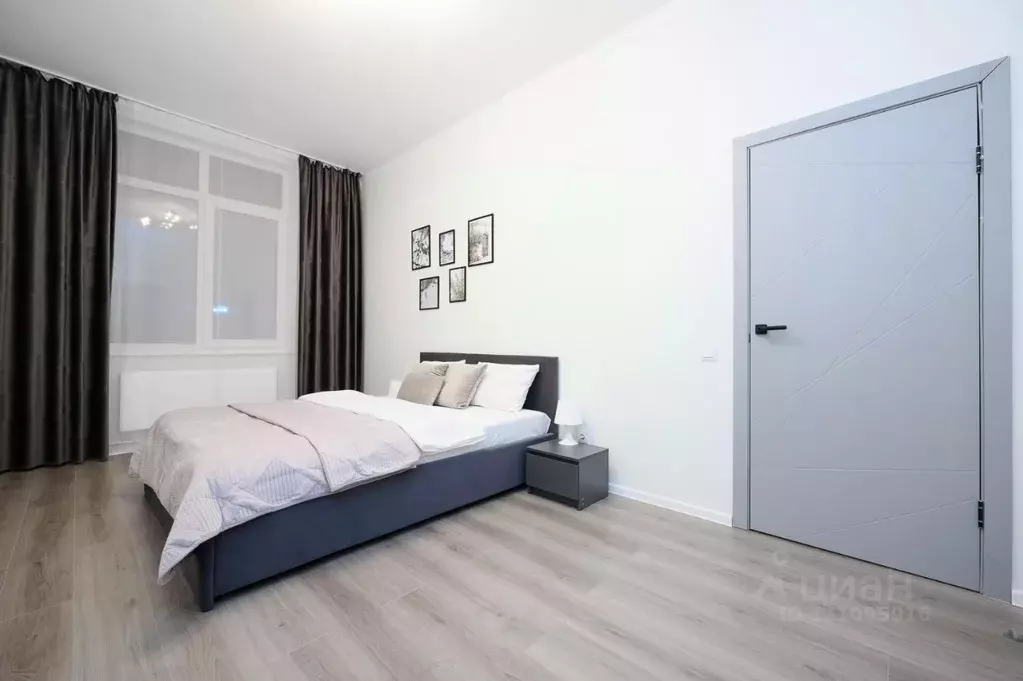 2-к кв. Свердловская область, Екатеринбург ул. Павлодарская, 5 (65.0 ... - Фото 1