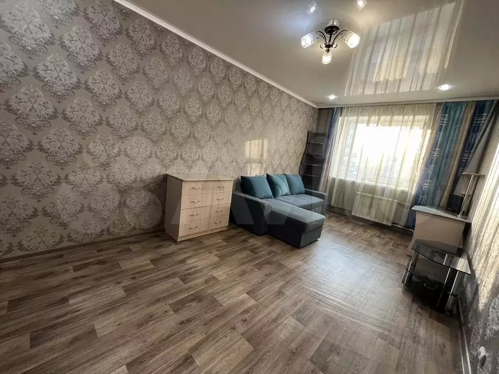 1-к. квартира, 50 м, 1/9 эт. - Фото 0