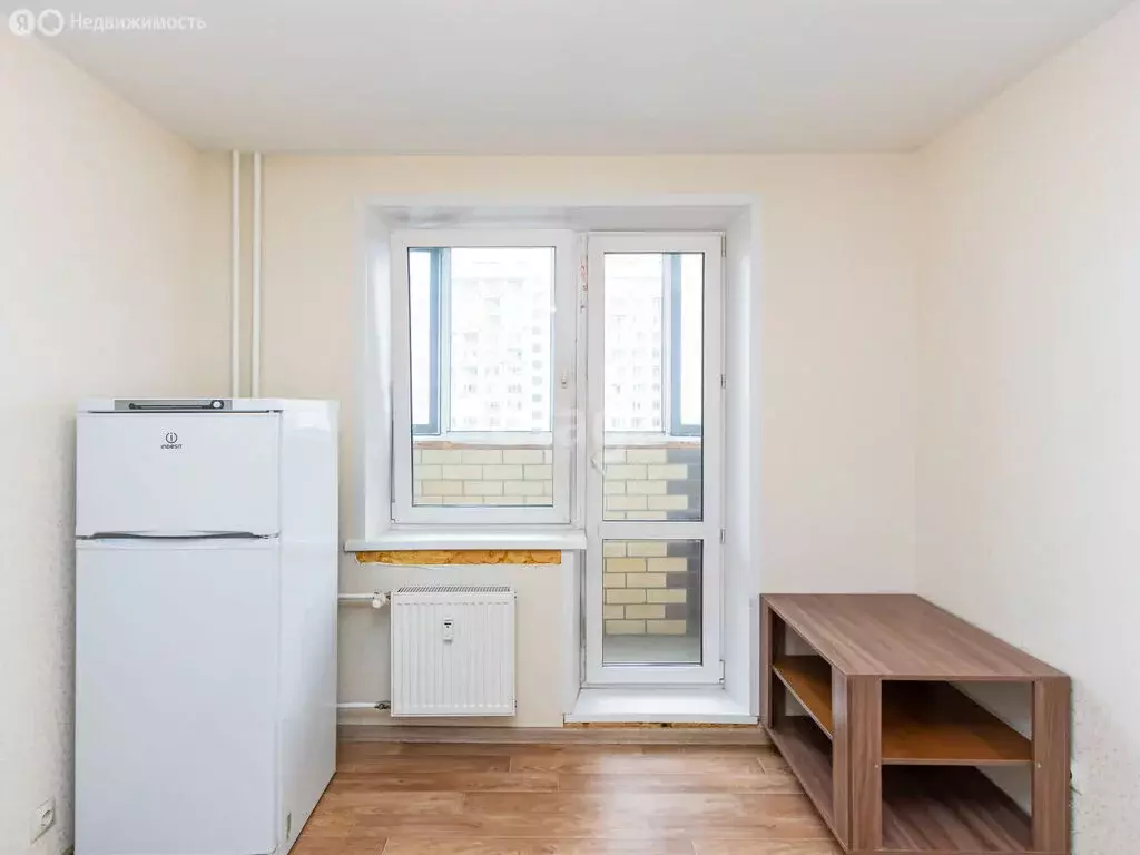 Квартира-студия: Тюмень, Интернациональная улица, 199к4 (15.8 м) - Фото 1