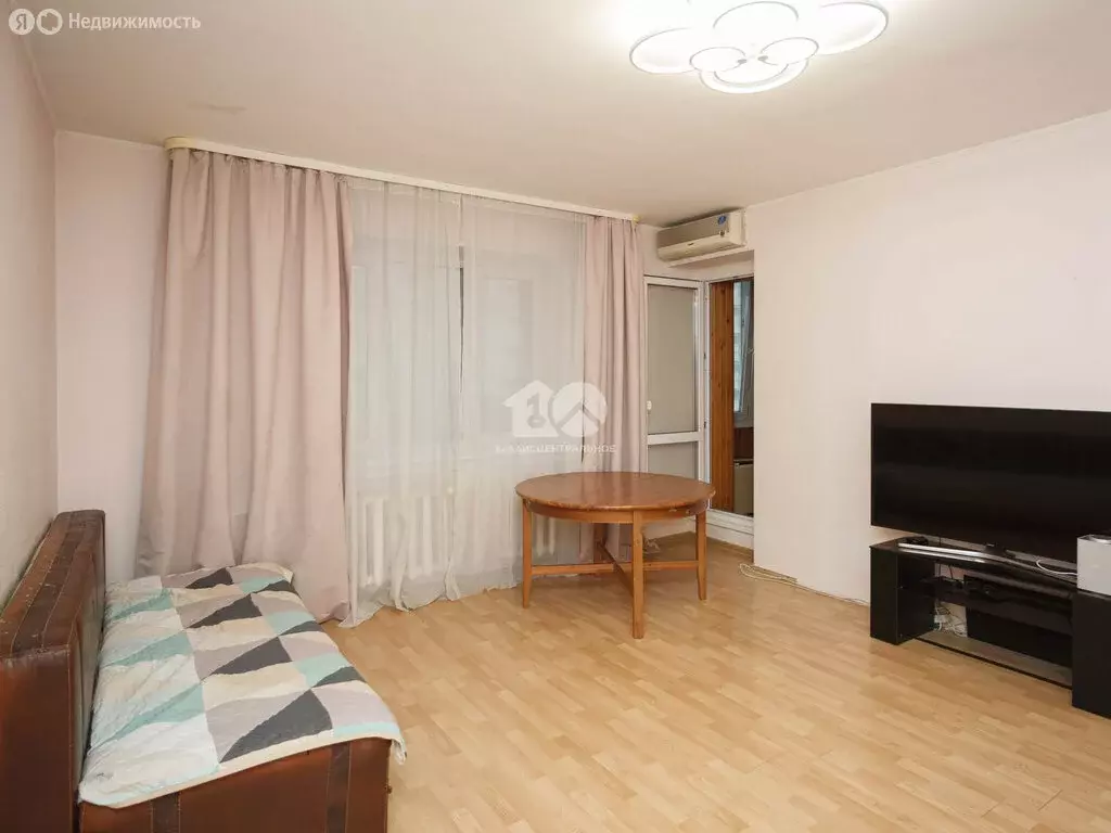 3-комнатная квартира: Новосибирск, улица Кирова, 46 (104.5 м) - Фото 2