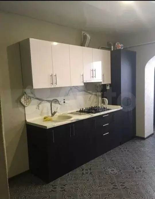 1-к. квартира, 42 м, 3/7 эт. - Фото 0