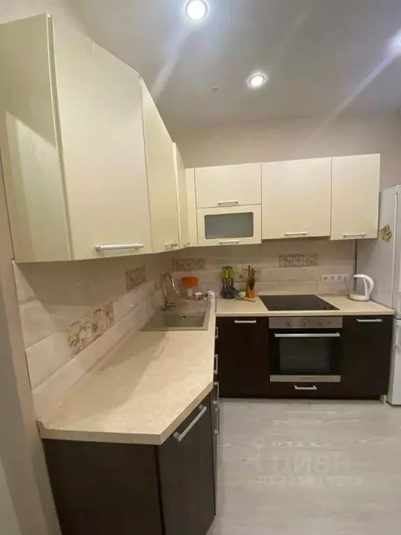 1-к кв. Кемеровская область, Кемерово просп. Химиков, 51 (35.0 м) - Фото 1