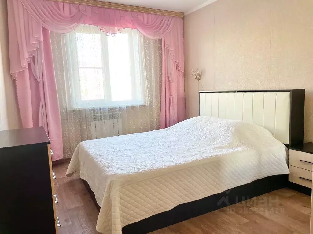 3-к кв. Белгородская область, Белгород ул. 5 Августа, 13в (78.0 м) - Фото 1