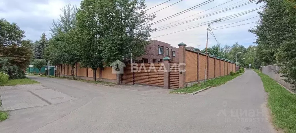 Дом в Московская область, Красногорск городской округ, д. ... - Фото 1