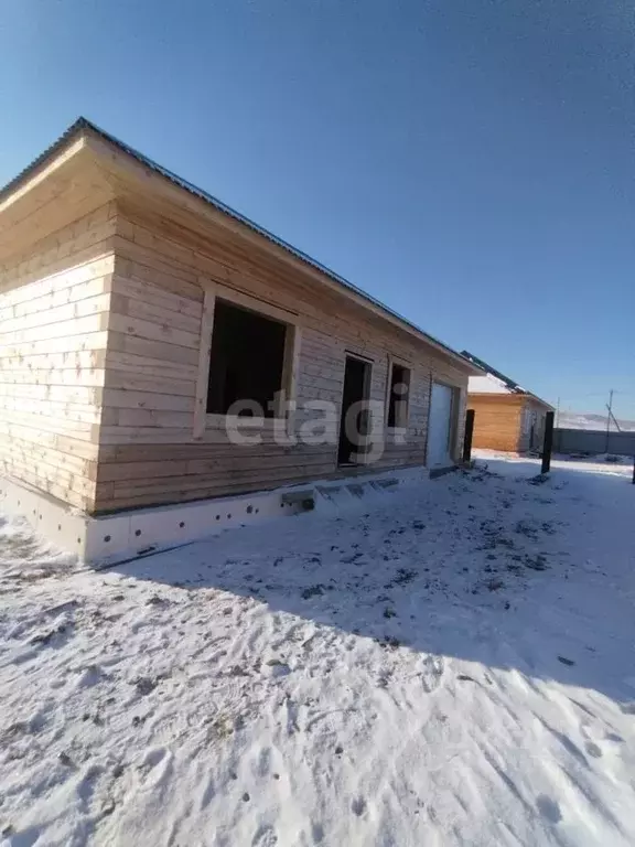 Дом в Забайкальский край, Читинский район, с. Верх-Чита  (100 м) - Фото 1