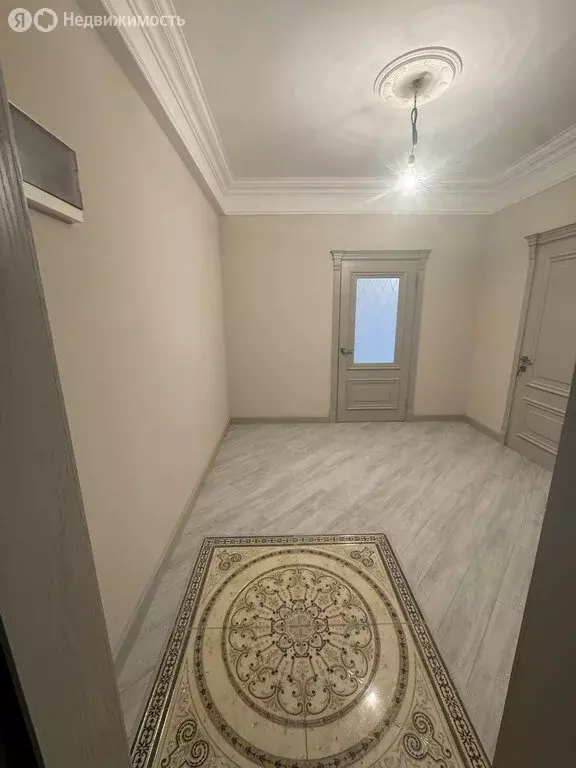 2-комнатная квартира: Каспийск, улица Магомедали Магомеджановa, 31 (72 ... - Фото 1