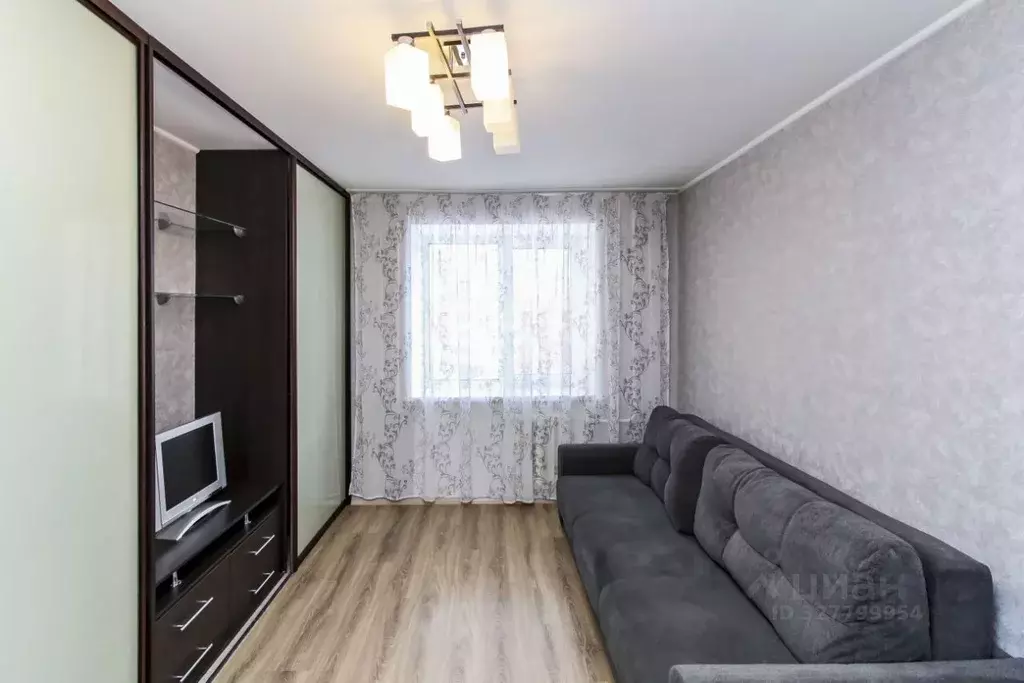 1-к кв. Тюменская область, Тюмень Солнечный проезд, 5 (34.0 м) - Фото 2