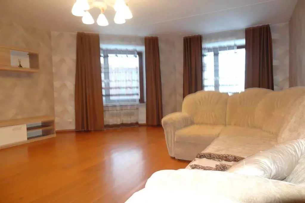 2-к кв. Свердловская область, Екатеринбург ул. Тверитина, 34/1 (82.0 ... - Фото 1