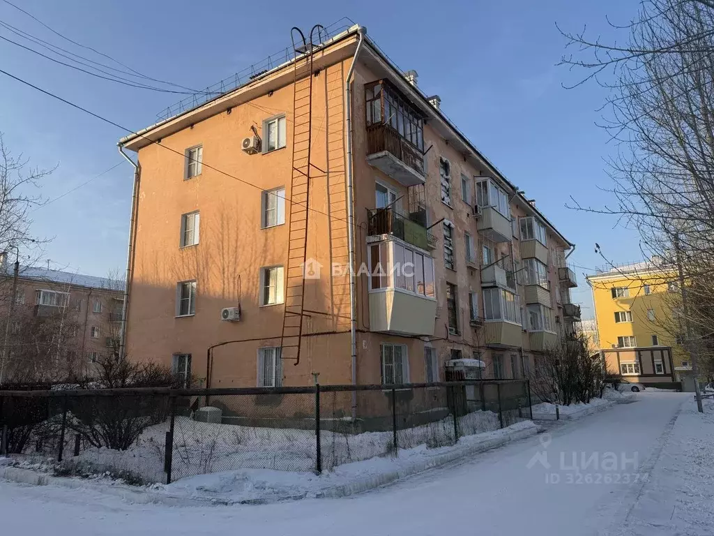 2-к кв. Бурятия, Улан-Удэ ул. Терешковой, 4 (42.3 м) - Фото 1