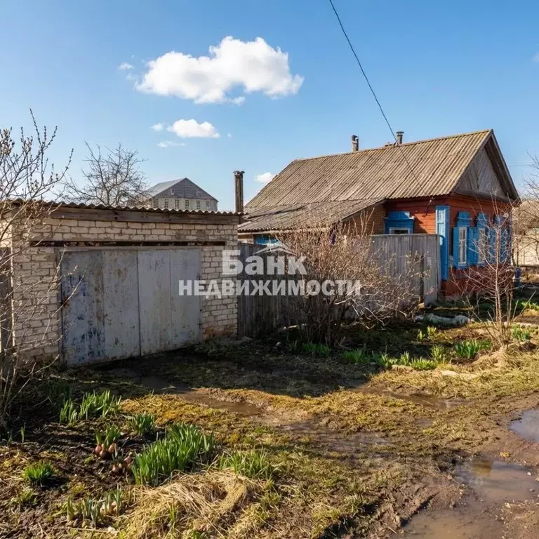 Дом в Саратовская область, Вольск ул. Калинина, 105 (62 м) - Фото 2