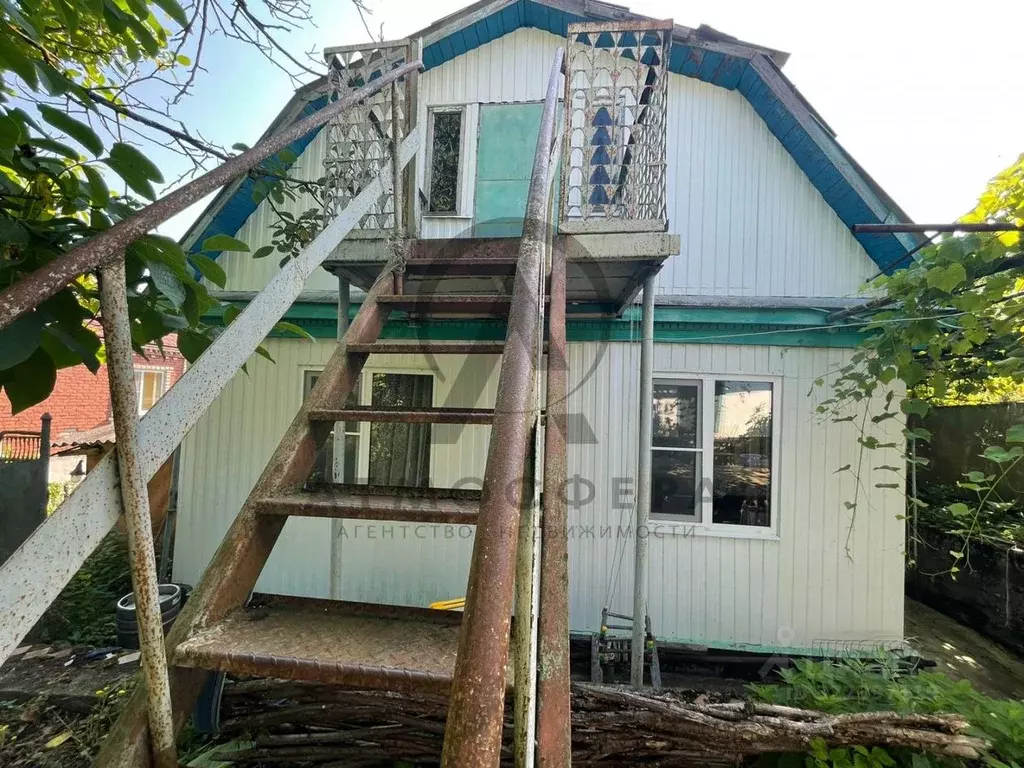 Дом в Краснодарский край, Хадыженск Апшеронский район, ул. ... - Фото 1