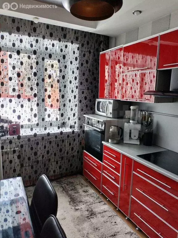 3-комнатная квартира: Нерюнгри, улица Аммосова, 6/1 (67.2 м) - Фото 0