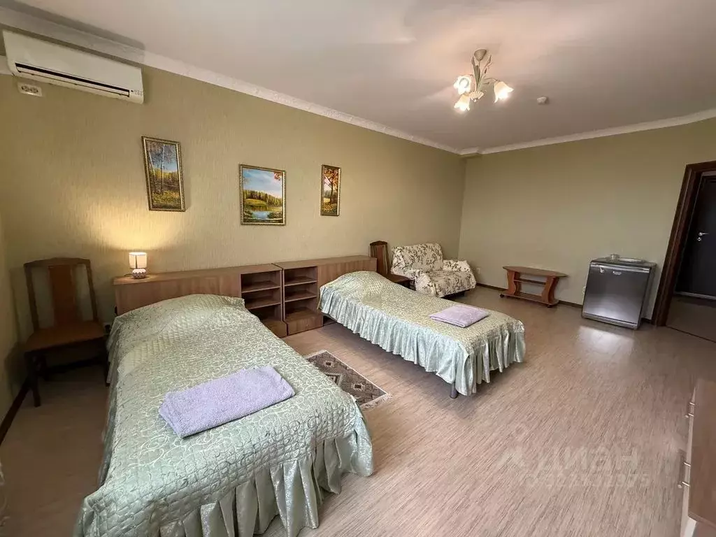 Комната Вологодская область, Череповец ул. Краснодонцев, 124 - Фото 2