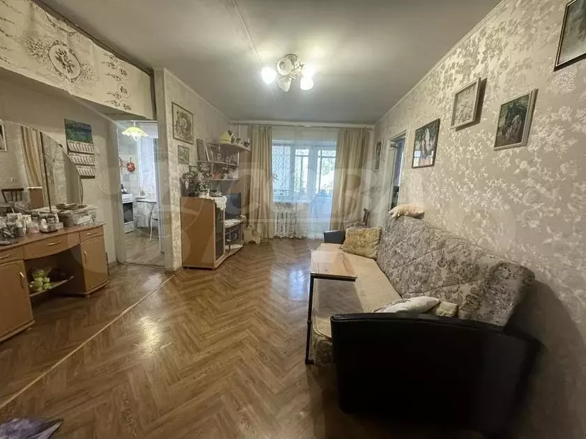 3-к. квартира, 56м, 4/5эт. - Фото 0